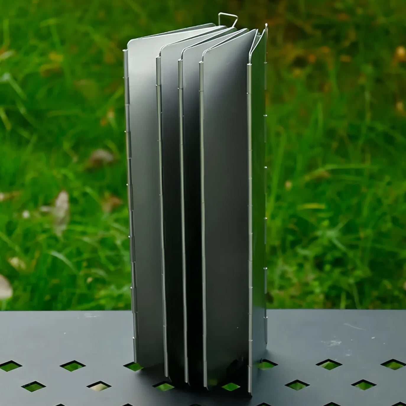 Ultralight Foldable Aluminum Camping Windscreen